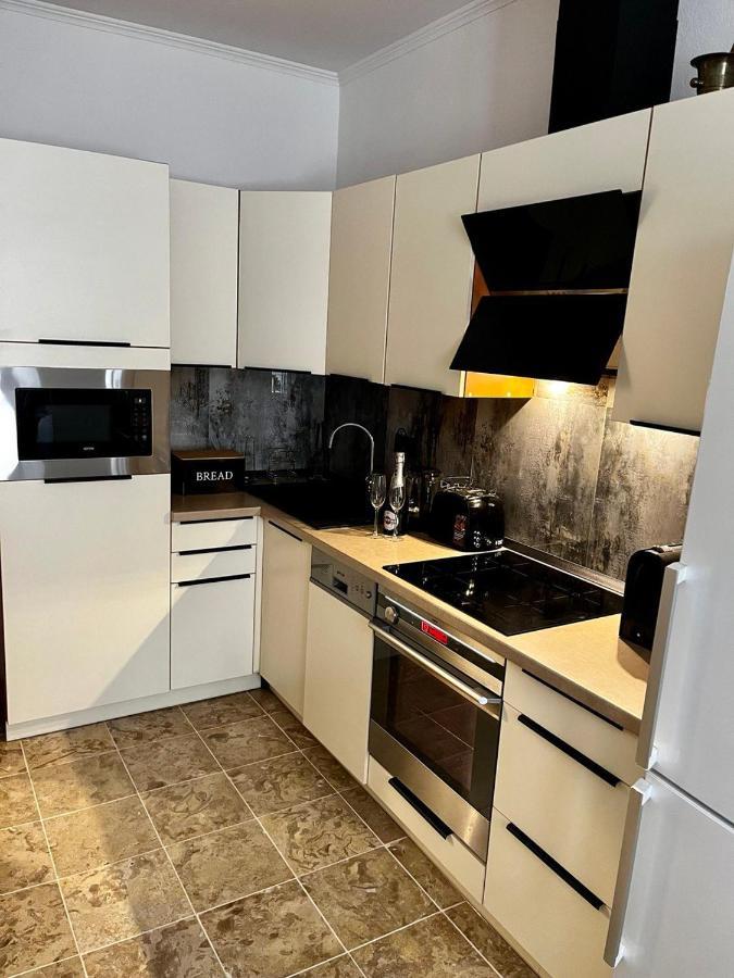 Varga Apartman Sopron Exterior photo